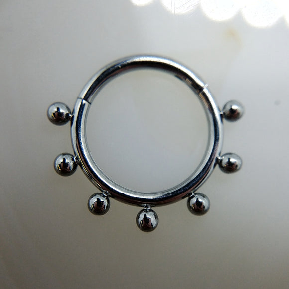 Dotted clicker - Invictus Bodyjewellery - Pain Couture Body Piercing